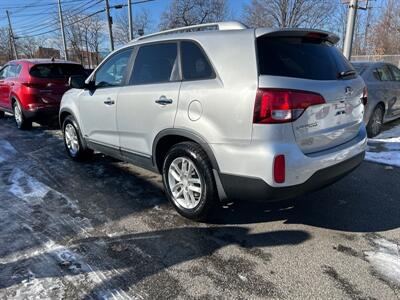 2015 Kia Sorento LX   - Photo 6 - Framingham, MA 01702