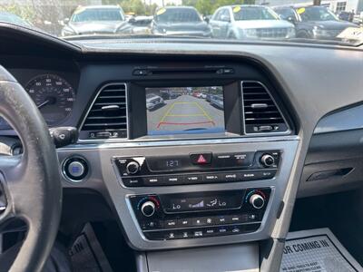 2017 Hyundai SONATA Hybrid Limited   - Photo 14 - Acton, MA 01720