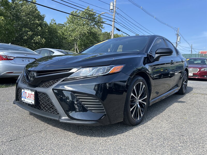 2020 Toyota Camry SE - Photo 1 - Framingham, MA 01702
