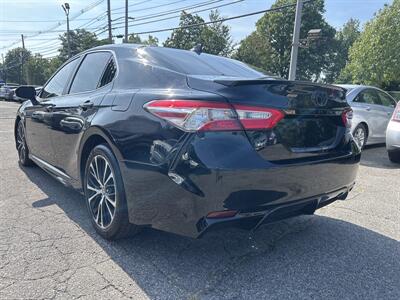 2020 Toyota Camry SE   - Photo 8 - Framingham, MA 01702