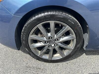 2018 Mazda Mazda3 Touring   - Photo 8 - Framingham, MA 01702