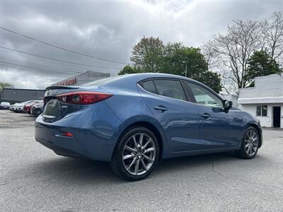 2018 Mazda Mazda3 Touring   - Photo 4 - Framingham, MA 01702