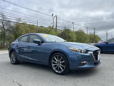 2018 Mazda Mazda3 Touring   - Photo 3 - Framingham, MA 01702