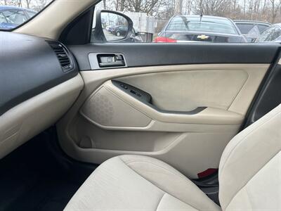 2013 Kia Optima LX - Photo 11 - Framingham, MA 01702