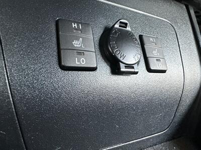 2013 Toyota Prius Plug-in Hybrid Advanced   - Photo 18 - Acton, MA 01720