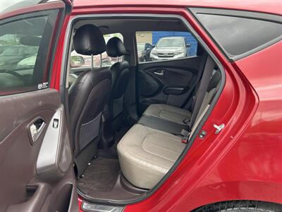 2012 Hyundai TUCSON Limited - Photo 10 - Framingham, MA 01702
