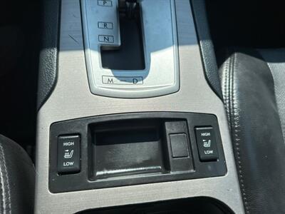 2013 Subaru Outback 2.5i Limited   - Photo 20 - Acton, MA 01720