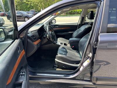 2013 Subaru Outback 2.5i Limited   - Photo 14 - Acton, MA 01720
