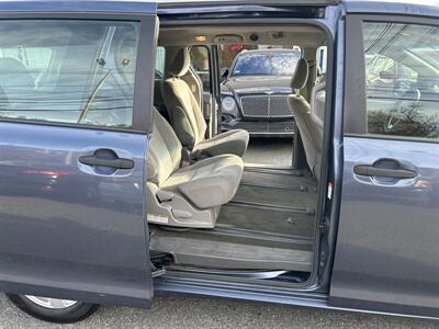 2016 Toyota Sienna L 7-Passenger - Photo 11 - Framingham, MA 01702