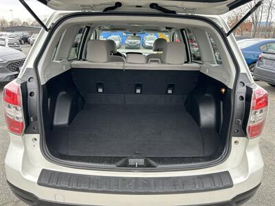 2015 Subaru Forester 2.5i Premium - Photo 9 - Framingham, MA 01702
