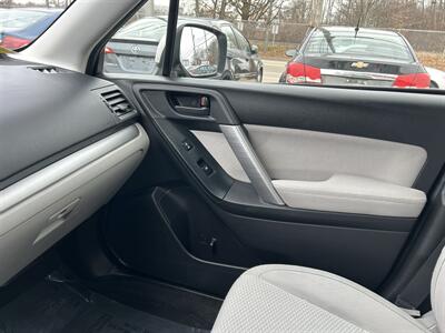 2015 Subaru Forester 2.5i Premium - Photo 13 - Framingham, MA 01702