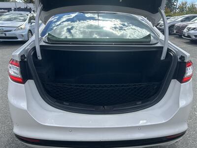 2014 Ford Fusion Hybrid Titanium - Photo 11 - Framingham, MA 01702