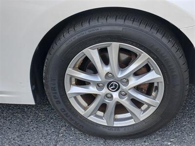 2014 Mazda Mazda3 i Touring   - Photo 9 - Acton, MA 01720