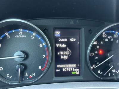 2018 Toyota RAV4 XLE   - Photo 16 - Framingham, MA 01702