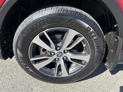 2018 Toyota RAV4 XLE   - Photo 7 - Framingham, MA 01702
