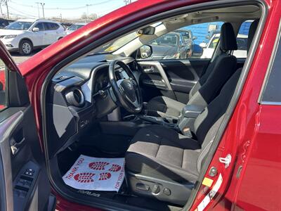 2018 Toyota RAV4 XLE   - Photo 9 - Framingham, MA 01702