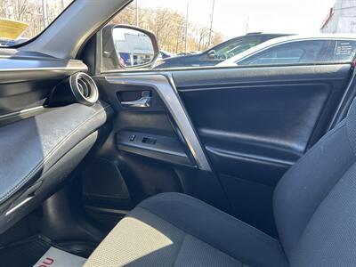 2018 Toyota RAV4 XLE   - Photo 13 - Framingham, MA 01702