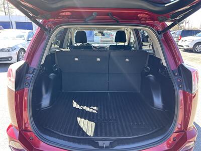 2018 Toyota RAV4 XLE   - Photo 11 - Framingham, MA 01702