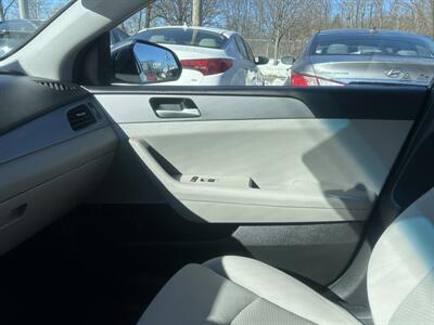 2018 Hyundai SONATA SE   - Photo 12 - Framingham, MA 01702