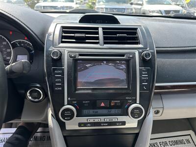 2014 Toyota Camry XLE   - Photo 15 - Acton, MA 01720