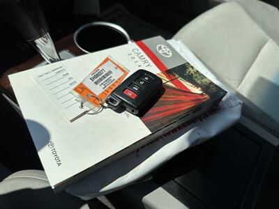 2014 Toyota Camry XLE   - Photo 21 - Acton, MA 01720