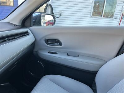2017 Honda HR-V EX - Photo 11 - Framingham, MA 01702