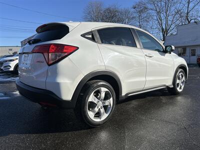 2017 Honda HR-V EX - Photo 4 - Framingham, MA 01702