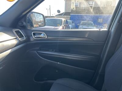 2016 Jeep Grand Cherokee Laredo E   - Photo 12 - Framingham, MA 01702