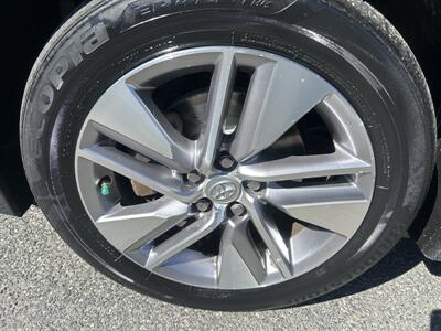 2014 Toyota Corolla LE Eco Plus   - Photo 7 - Framingham, MA 01702