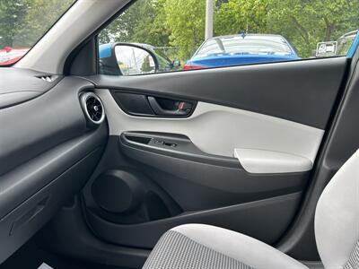 2022 Hyundai KONA SE   - Photo 12 - Framingham, MA 01702