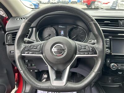 2017 Nissan Rogue SL   - Photo 14 - Framingham, MA 01702