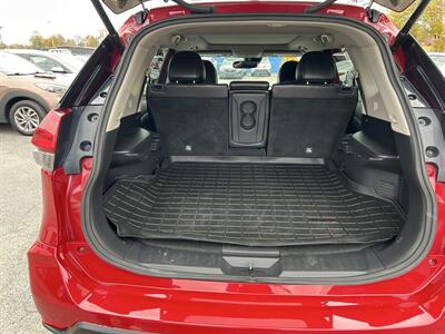 2017 Nissan Rogue SL   - Photo 9 - Framingham, MA 01702