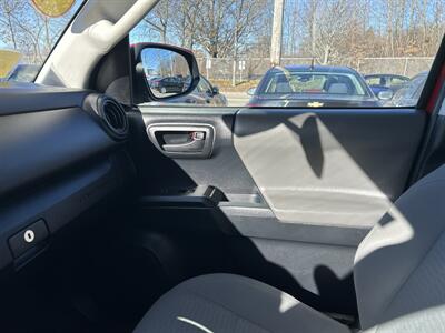 2018 Toyota Tacoma SR V6 - Photo 12 - Framingham, MA 01702