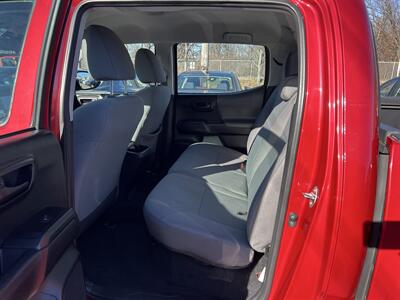 2018 Toyota Tacoma SR V6 - Photo 10 - Framingham, MA 01702