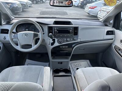 2011 Toyota Sienna LE 8-Passenger   - Photo 11 - Framingham, MA 01702