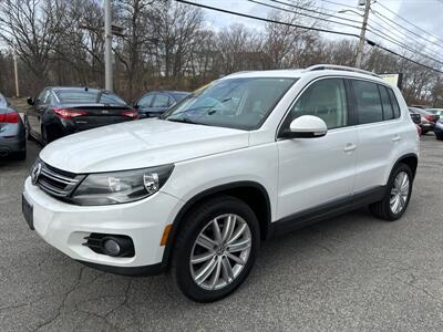 2012 Volkswagen Tiguan SE 4Motion   - Photo 1 - Framingham, MA 01702