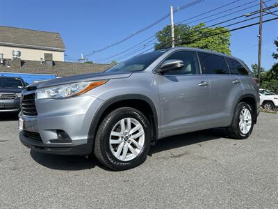 2016 Toyota Highlander LE   - Photo 1 - Framingham, MA 01702