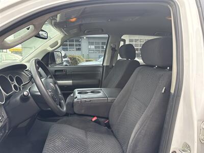 2013 Toyota Tundra CrewMax Grade   - Photo 9 - Milwaukie, OR 97267