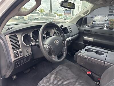 2013 Toyota Tundra CrewMax Grade   - Photo 10 - Milwaukie, OR 97267