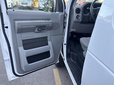 2013 Ford E250 Cargo E-250   - Photo 7 - Milwaukie, OR 97267