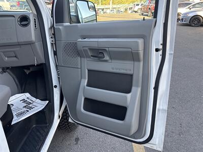 2013 Ford E250 Cargo E-250   - Photo 12 - Milwaukie, OR 97267