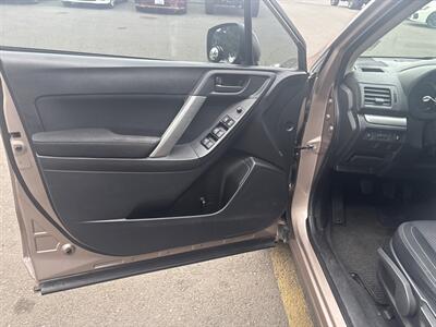 2014 Subaru Forester 2.5i   - Photo 9 - Milwaukie, OR 97267