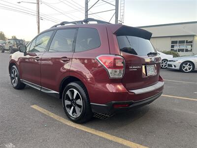 2017 Subaru Forester 2.5i Premium   - Photo 5 - Milwaukie, OR 97267