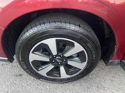 2017 Subaru Forester 2.5i Premium   - Photo 17 - Milwaukie, OR 97267