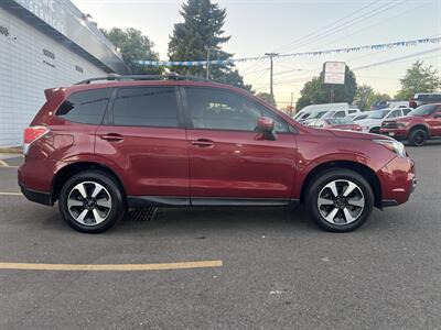 2017 Subaru Forester 2.5i Premium   - Photo 8 - Milwaukie, OR 97267