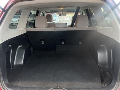2017 Subaru Forester 2.5i Premium   - Photo 12 - Milwaukie, OR 97267