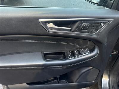 2019 Ford Edge Titanium   - Photo 10 - Milwaukie, OR 97267