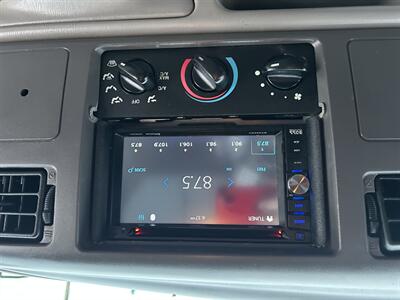 1999 Ford F-350 Super Duty Lariat - Long Box 7.3 Liter - Photo 11 - Milwaukie, OR 97267