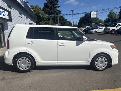 2014 Scion xB - Photo 8 - Milwaukie, OR 97267