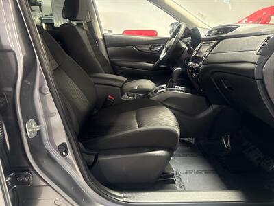 2020 Nissan Rogue SV - Photo 24 - Milwaukie, OR 97267
